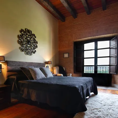 Castillo De Monte La Reina Real & Bodega Hotel