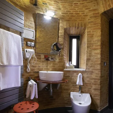 Castillo De Monte La Reina Real & Bodega 酒店 托罗