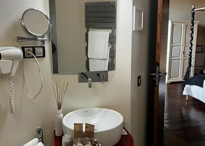 Hotel Castillo De Monte La Reina Real & Bodega *